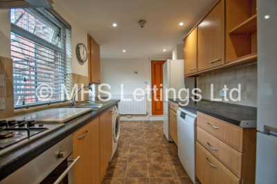 Thumbnail photo of 5 Bedroom Mid Terraced House in 5 Hanover Square, Leeds, LS3 1AP