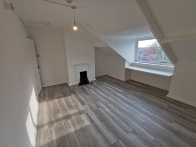 Thumbnail photo of 4 Bedroom Mid Terraced House in 5 Hanover Square, Leeds, LS3 1AP