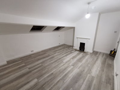 Thumbnail photo of 4 Bedroom Mid Terraced House in 5 Hanover Square, Leeds, LS3 1AP