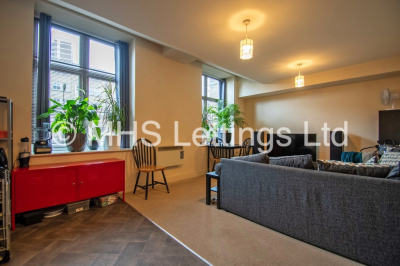 Thumbnail photo of 2 Bedroom Ground Floor Flat in 24 Winker Green Lodge, Leeds, LS12 3DH