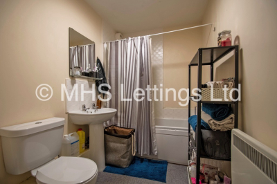 Thumbnail photo of 2 Bedroom Ground Floor Flat in 24 Winker Green Lodge, Leeds, LS12 3DH