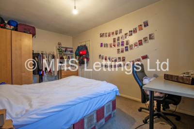 Thumbnail photo of 4 Bedroom Mid Terraced House in 3 North Grange Mews, Leeds, LS6 2EW