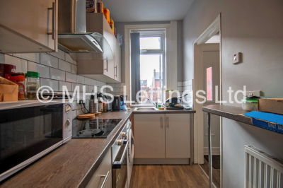 Thumbnail photo of 2 Bedroom Mid Terraced House in 16 Harold Street, Leeds, LS6 1PL