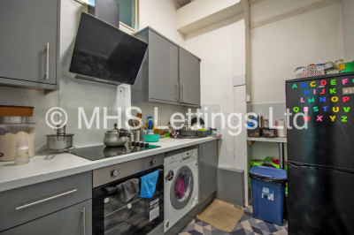 Thumbnail photo of 2 Bedroom Ground Floor Flat in Ground Floor, 12 Regent Park Avenue, Leeds, LS6 2AU