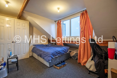 Thumbnail photo of 12 Bedroom Mid Terraced House in 217 Hyde Park Road, Leeds, LS6 1AH