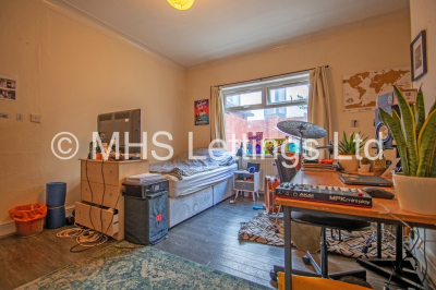 Thumbnail photo of 6 Bedroom Semi-Detached House in 51 St. Michaels Lane, Leeds, LS6 3BR