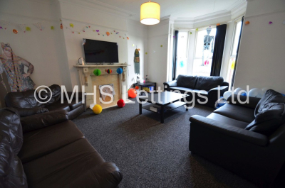 Thumbnail photo of 8 Bedroom Mid Terraced House in 167 Belle Vue Road, Leeds, LS3 1HG