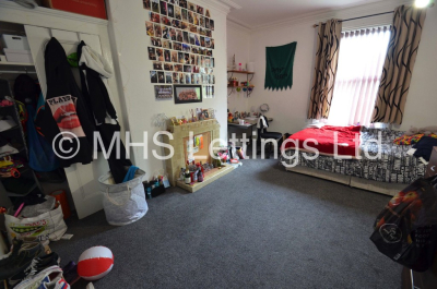 Thumbnail photo of 8 Bedroom Mid Terraced House in 167 Belle Vue Road, Leeds, LS3 1HG