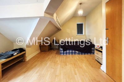 Thumbnail photo of 3 Bedroom Flat in Flat 3A, 21-25 Headingley Avenue, Leeds, LS6 3EP