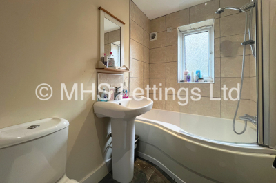 Thumbnail photo of 3 Bedroom Flat in Flat 3A, 21-25 Headingley Avenue, Leeds, LS6 3EP