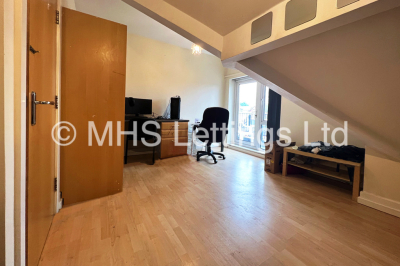 Thumbnail photo of 3 Bedroom Flat in Flat 3b, 21-25 Headingley Avenue, Leeds, LS6 3EP