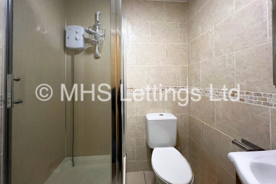 Thumbnail photo of 3 Bedroom Flat in Flat 15, New Moon Apartments, LS6 2DD