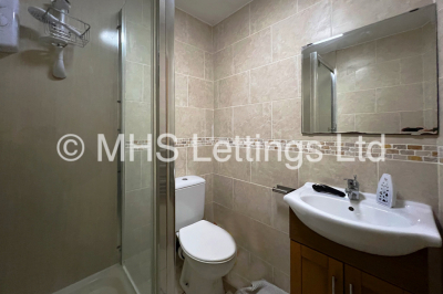 Thumbnail photo of 3 Bedroom Flat in Flat 15, New Moon Apartments, LS6 2DD