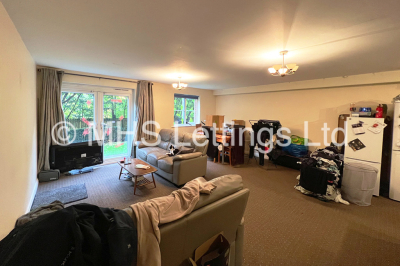 30 Abbots Mews, Leeds, LS4 2AB