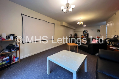 Thumbnail photo of 4 Bedroom Flat in 31 Abbots Mews, Leeds, LS4 2AB