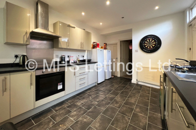 Thumbnail photo of 5 Bedroom Mid Terraced House in 12 St. Michaels Terrace, Leeds, LS6 3BQ