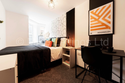 Thumbnail photo of 6 Bedroom Semi-Detached House in 8 Headingley Avenue, Leeds, LS6 3EP