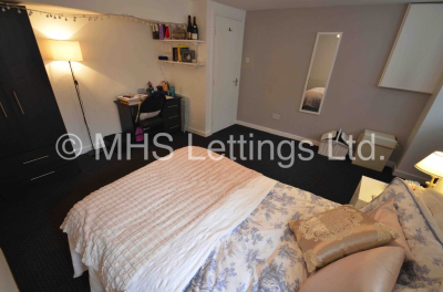 Thumbnail photo of 4 Bedroom End Terraced House in 5a Chestnut Avenue, Leeds, LS6 1AZ