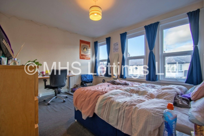 Thumbnail photo of 5 Bedroom Mid Terraced House in 44 Walmsley Road, Leeds, LS6 1NG
