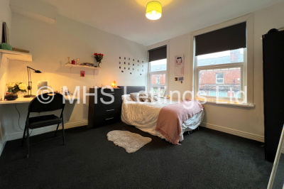 Thumbnail photo of 4 Bedroom Mid Terraced House in 16 Mayville Street, Leeds, LS6 1ND