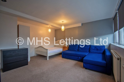 Thumbnail photo of 2 Bedroom Mid Terraced House in 9 Knowle Grove, Leeds, LS4 2PN
