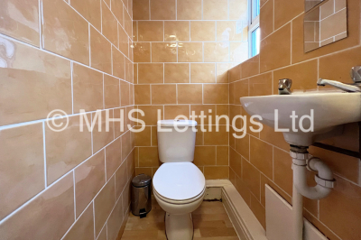 Thumbnail photo of 1 Bedroom Shared House in Room 6, 6 Regent Park Terrace, Leeds, LS6 2AX