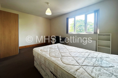 Thumbnail photo of 10 Bedroom Mid Terraced House in 144 Woodsley Road, Leeds, LS2 9LZ