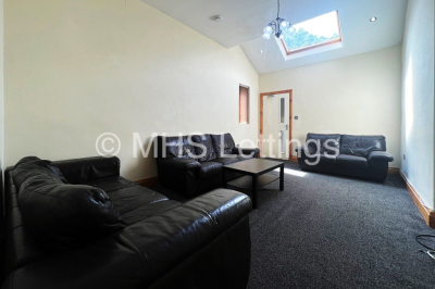 Thumbnail photo of 10 Bedroom Mid Terraced House in 144 Woodsley Road, Leeds, LS2 9LZ