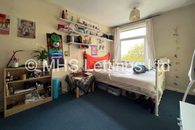 Thumbnail photo of 3 Bedroom Mid Terraced House in 30 St. Johns Close, Leeds, LS6 1SE