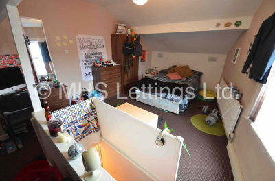 Thumbnail photo of 3 Bedroom End Terraced House in 39 Royal Park Road, Leeds, LS6 1JJ