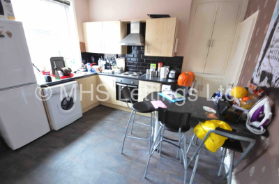 Thumbnail photo of 3 Bedroom End Terraced House in 39 Royal Park Road, Leeds, LS6 1JJ