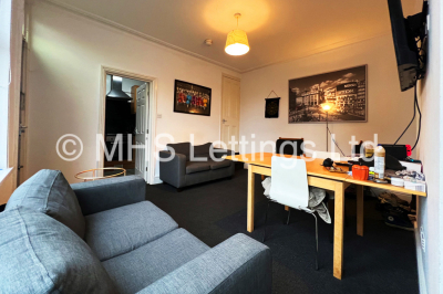 Thumbnail photo of 3 Bedroom Mid Terraced House in 36 Beechwood View, Leeds, LS4 2LP