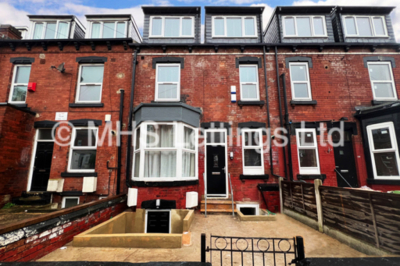 Thumbnail photo of 4 Bedroom Mid Terraced House in 21 Royal Park Terrace, Leeds, LS6 1EX