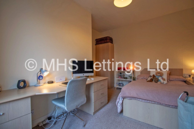 Thumbnail photo of 4 Bedroom Mid Terraced House in 10 Morris Grove, Leeds, LS5 3EZ