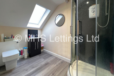 Thumbnail photo of 3 Bedroom Apartment in Flat 3, Headingley House, Ash Road, Leeds, LS6 3HD
