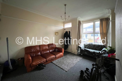 Thumbnail photo of 4 Bedroom Mid Terraced House in 16 Newport View, Leeds, LS6 3BX