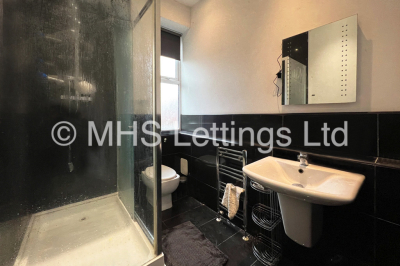 Thumbnail photo of 7 Bedroom Apartment in 79b Cardigan Road, Leeds, LS6 1EB