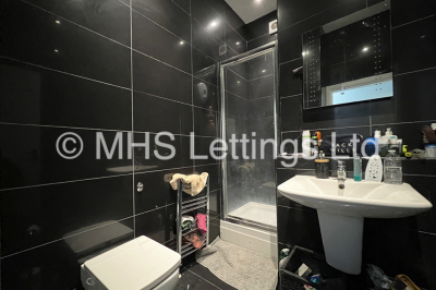 Thumbnail photo of 7 Bedroom Apartment in 79b Cardigan Road, Leeds, LS6 1EB