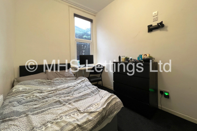 Thumbnail photo of 7 Bedroom Apartment in 79b Cardigan Road, Leeds, LS6 1EB
