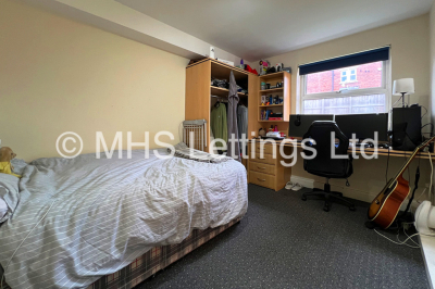 Thumbnail photo of 3 Bedroom Apartment in Flat 14, Welton Road, Leeds, LS6 1EE