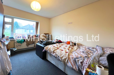 Thumbnail photo of 4 Bedroom Semi-Detached House in 52 Dennistead Crescent, Leeds, LS6 3PU