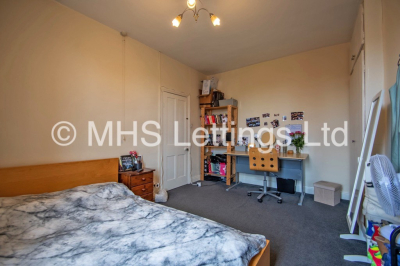 Thumbnail photo of 3 Bedroom Mid Terraced House in 6 Beechwood View, Leeds, LS4 2LP