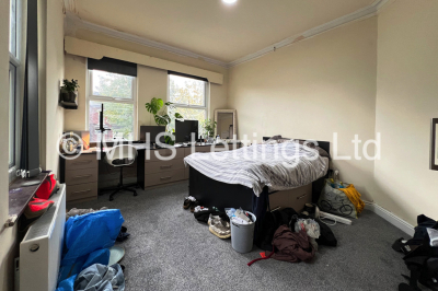 Thumbnail photo of 6 Bedroom Mid Terraced House in Ash Grove, Leeds, LS6 1AY