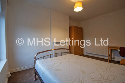 Thumbnail photo of 2 Bedroom Mid Terraced House in 14 Stanmore Hill, Leeds, LS4 2PW
