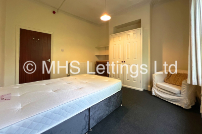 Thumbnail photo of 2 Bedroom Apartment in 17 Regent Park Terrace, Leeds, LS6 2AX
