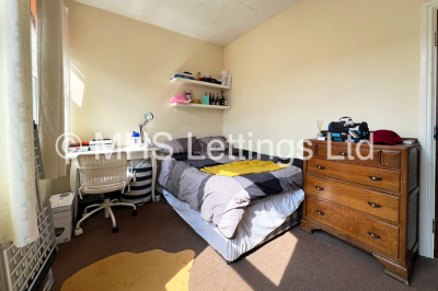 Thumbnail photo of 4 Bedroom Mid Terraced House in 34 Hessle Mount, Leeds, LS6 1EP