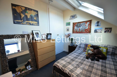 Thumbnail photo of 4 Bedroom Mid Terraced House in 12 Mayville Street, Leeds, LS6 1ND