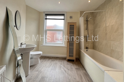 Thumbnail photo of 4 Bedroom End Terraced House in 2 Thornville Row, Leeds, LS6 1JN