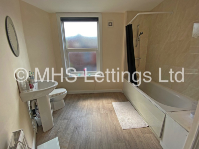Thumbnail photo of 4 Bedroom End Terraced House in 2 Thornville Row, Leeds, LS6 1JN