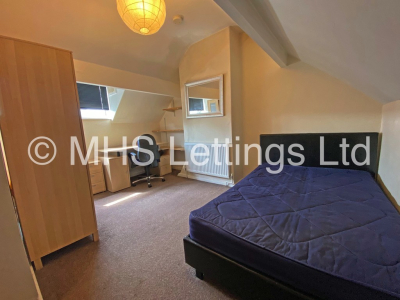 Thumbnail photo of 4 Bedroom End Terraced House in 2 Thornville Row, Leeds, LS6 1JN